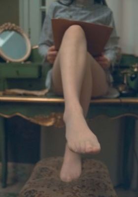日本年轻的妈妈_BD英语在线观看高清